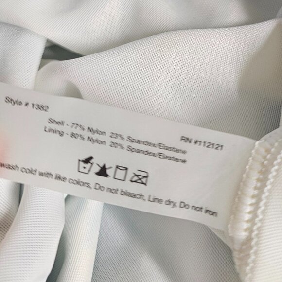 SPANX Womens One Piece Swimsuit, Ruched, Shaping, Underwire, Size 10 B/C - Picture 6 of 8